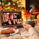 Upplev den förtrollande magin med "Home Alone"-låten, ett julorkestermästerverk som fångar den festliga stämningen i varje ton.