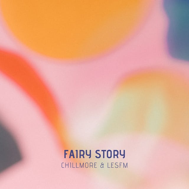 „Fairy Story“ ist ein fesselnder Lo-Fi-Chill-Electronic-Track, der eine beruhigende Klanglandschaft webt, die perfekt zum Entspannen und Introspektion geeignet ist.