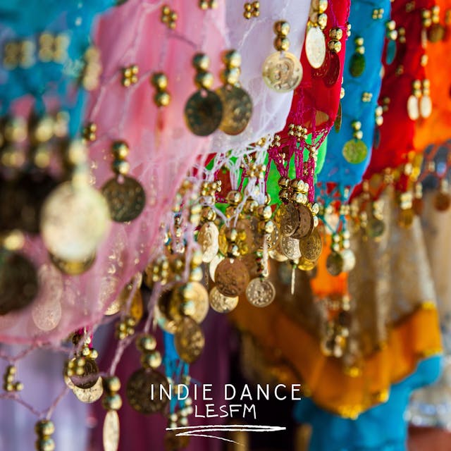Poczuj rytm dzięki naszemu elektryzującemu utworowi „Indie Dance”.