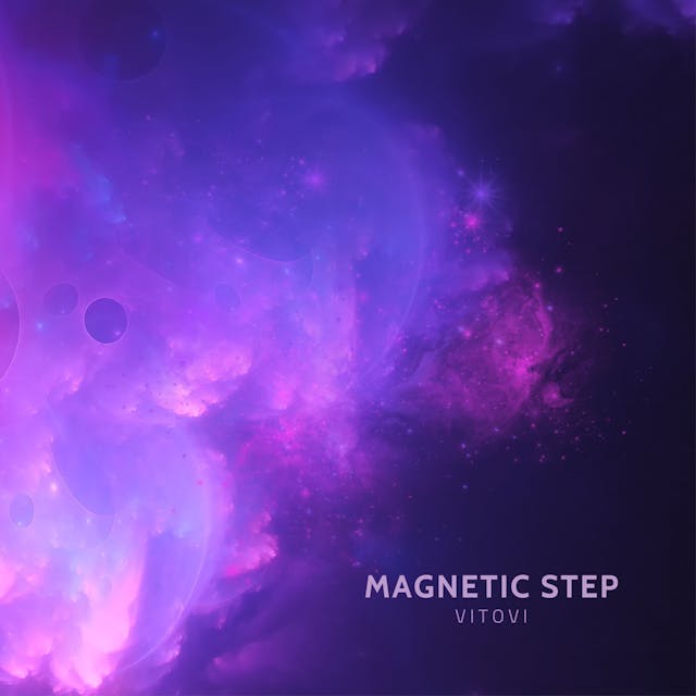 매혹적인 비트가 매력적인 앰비언트 일렉트로닉 댄스 트랙 "Magnetic Step"의 리드미컬한 매력에 빠져보세요.